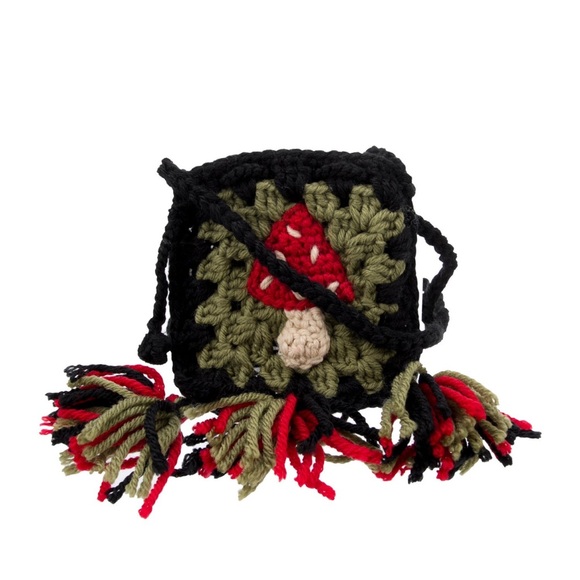 Meet your Posher, Antonio - Picture 1 of 1